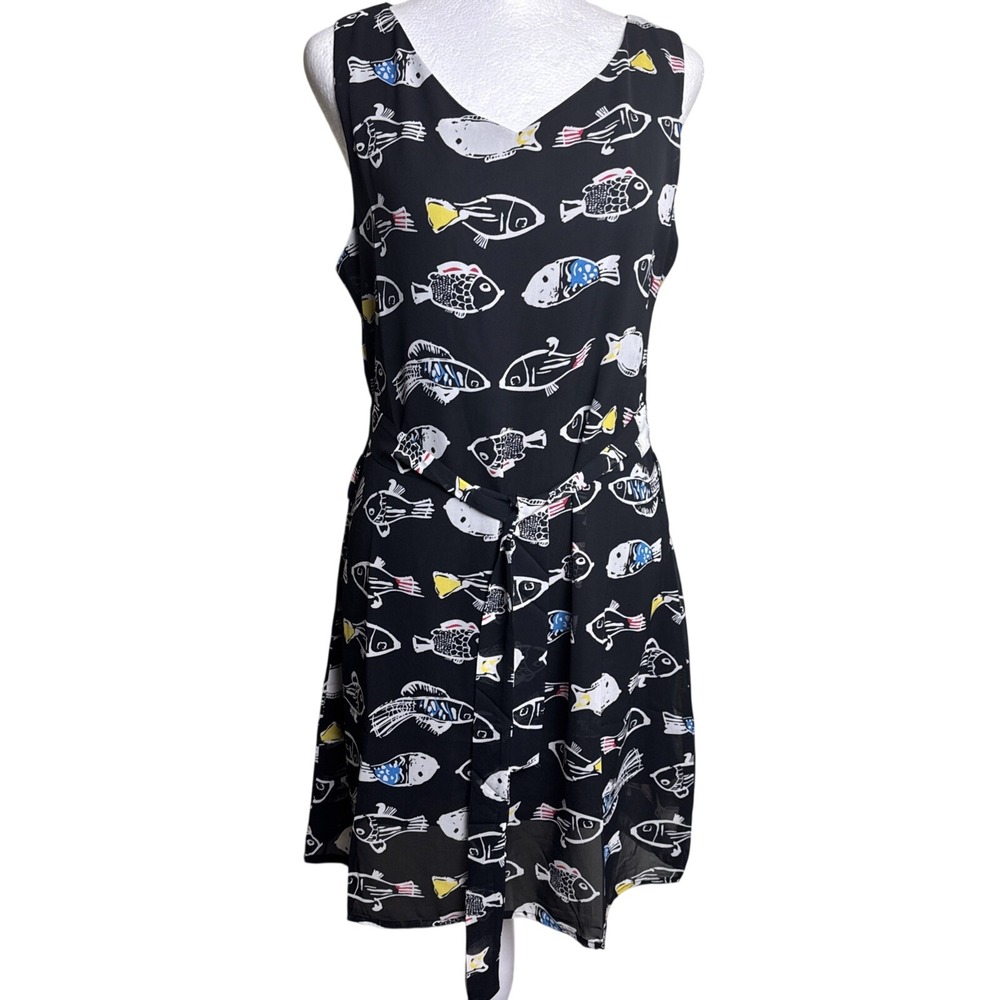 SM Wardrobe Black Fish Print Sleeveless Belted Shift Dress‎ Medium